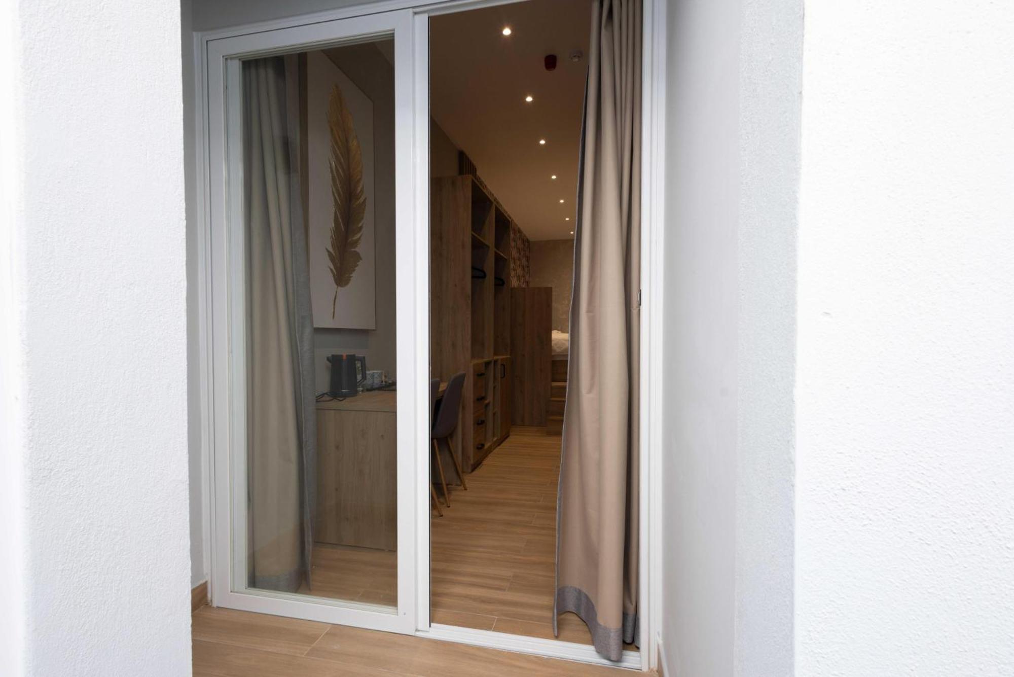 University Boutique Rooms มซิดา ภายนอก รูปภาพ