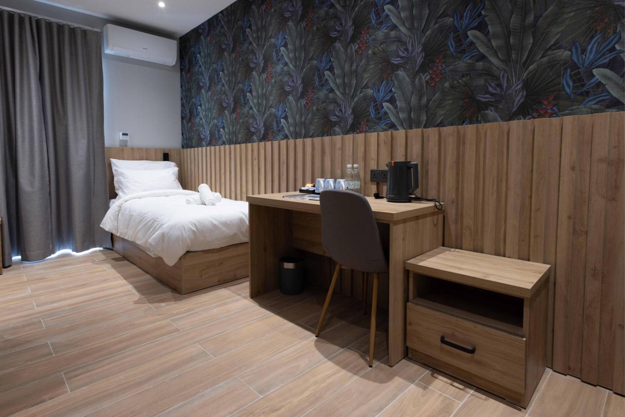 University Boutique Rooms มซิดา ภายนอก รูปภาพ